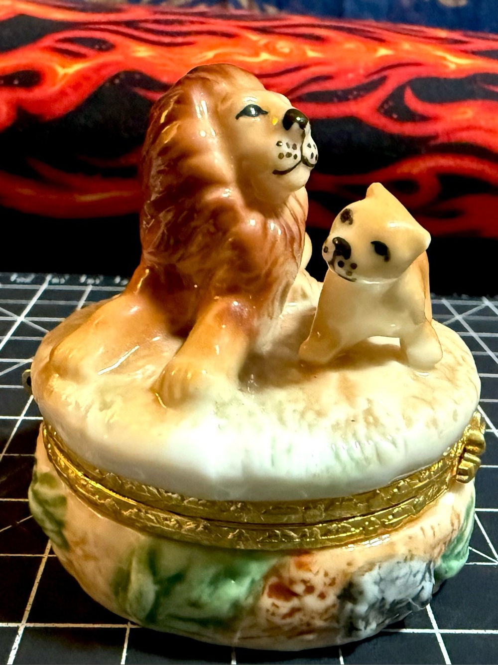 Vintage Limoges Style Lion and Cub Hinged Trinket Box Phb
